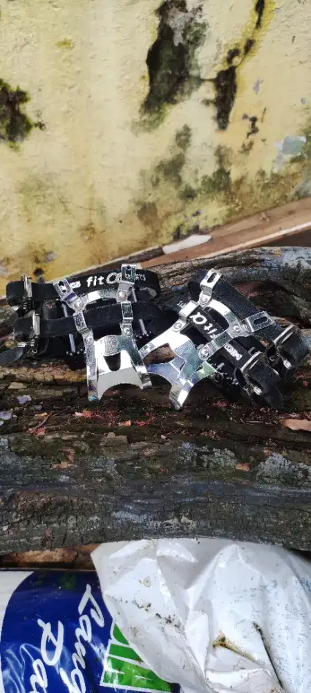 Fixie fixed gear pedal set