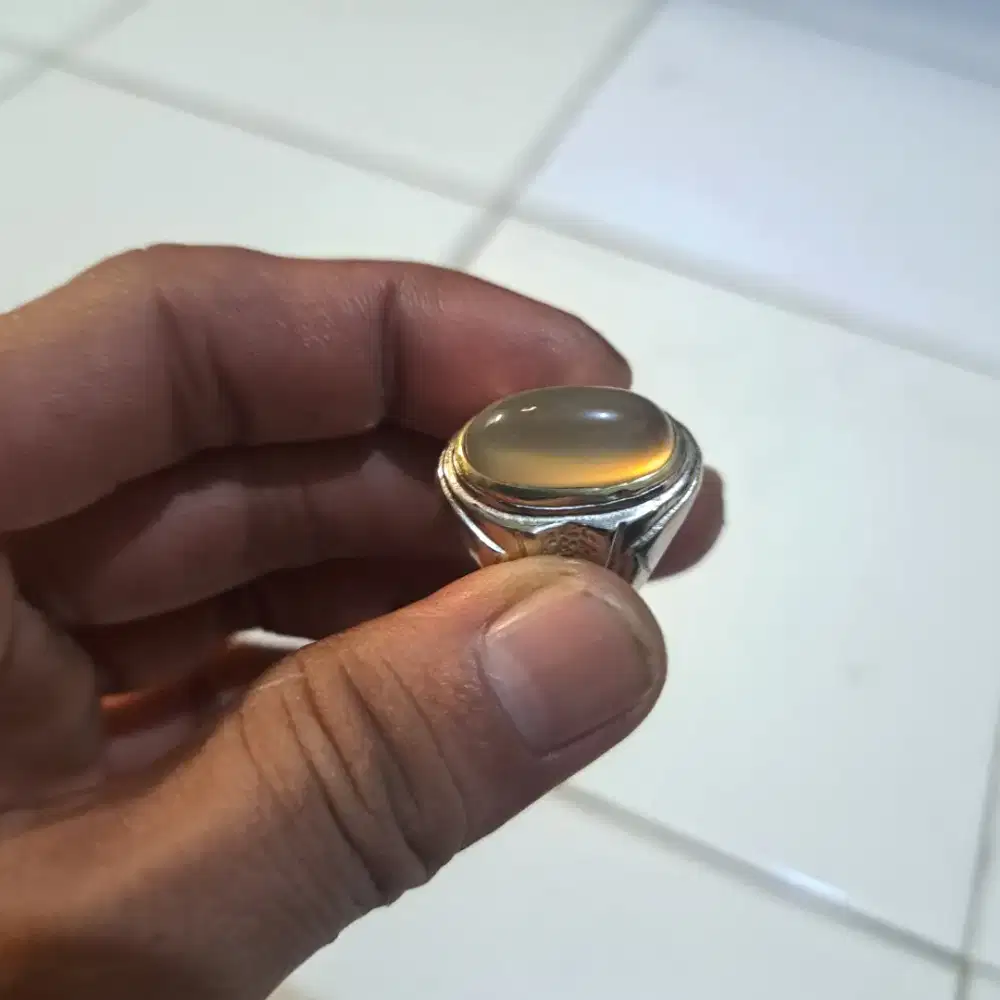 Natural batu akik anggur klasik