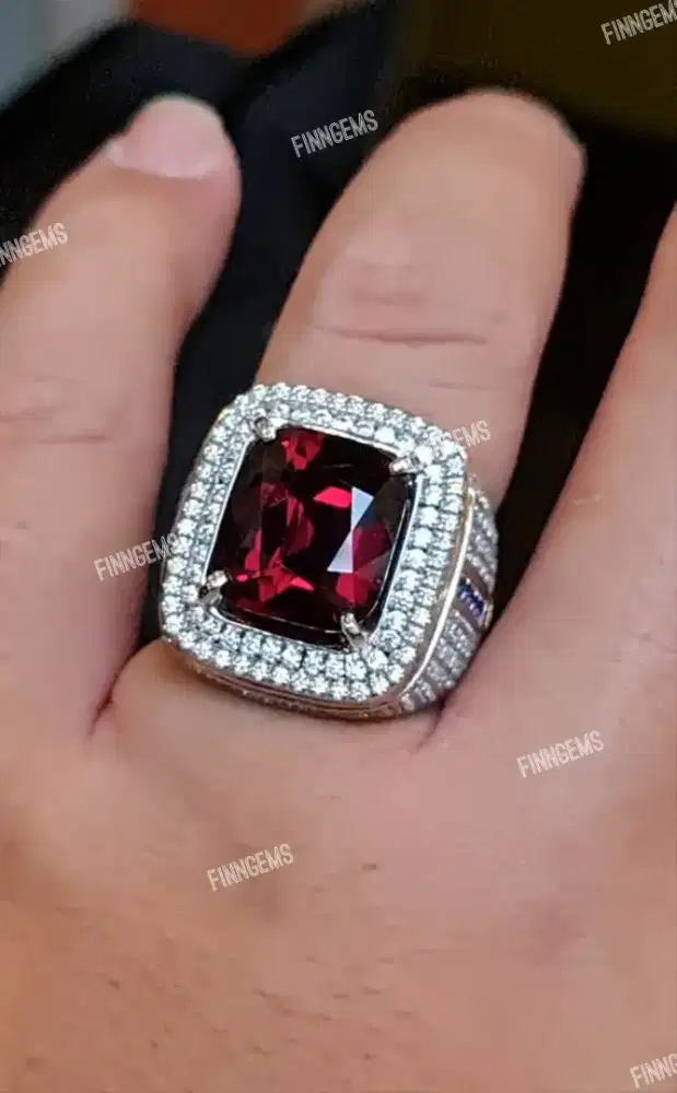 Natural Rodholite Garnet Ceylon