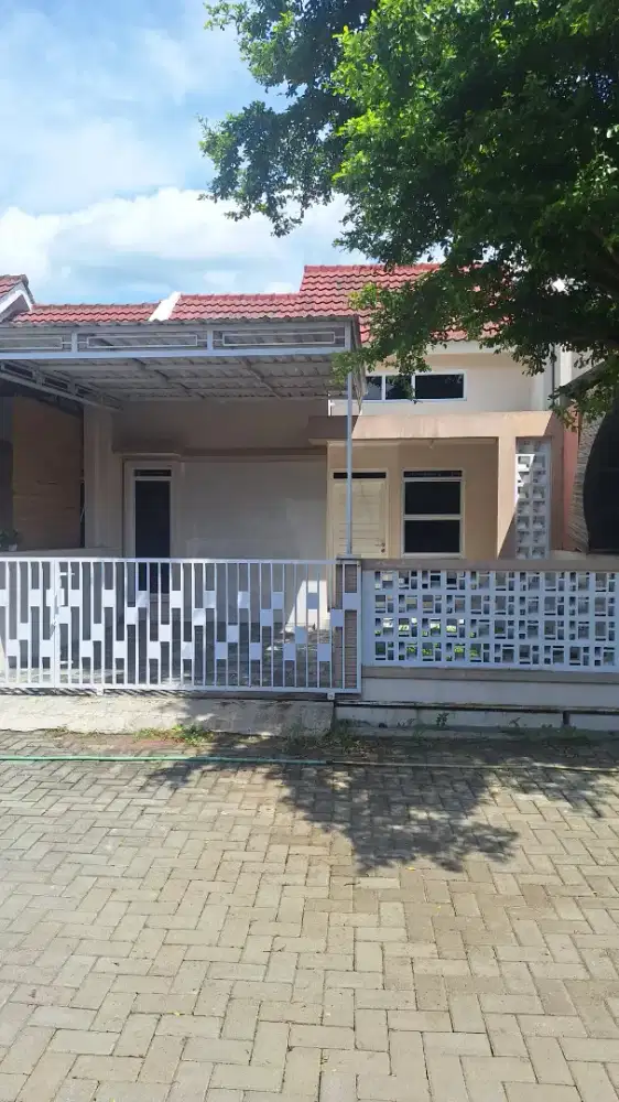 RUMAH KARANGANYAR DIJUAL SEMI CLUSTER