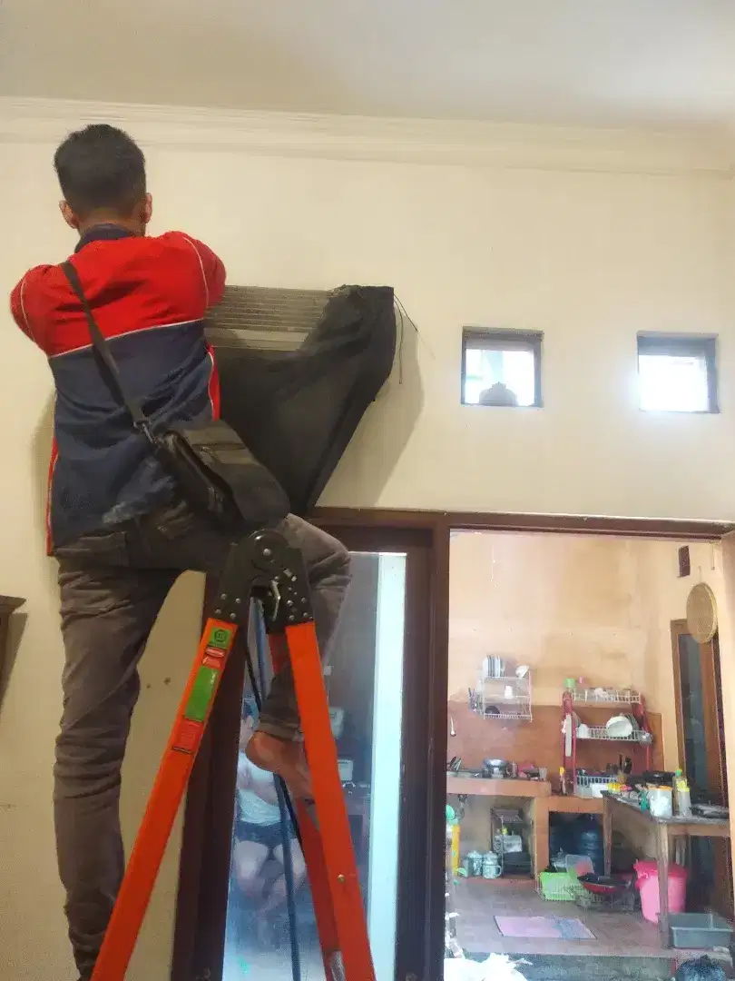 CUCI AC,KULKAS MESIN CUCI (SERVICE)