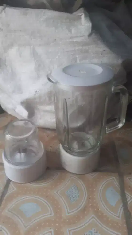 Se psg gelas kaca blender miyako/national kond bgs mgkn ada yg bth cpt