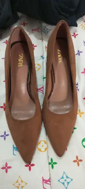 Sepatu selop Zara size 35 original