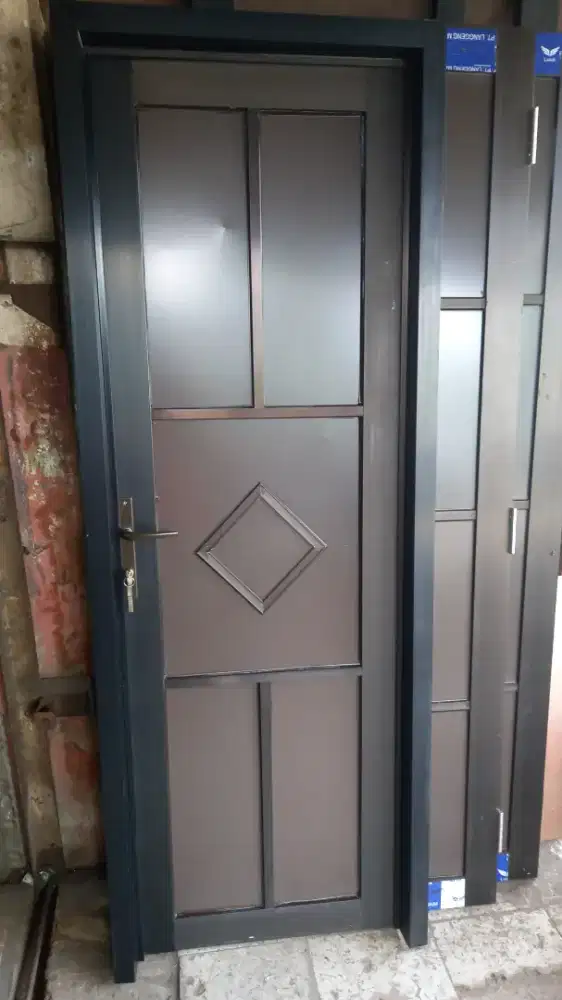 Pintu kamar mandi aluminium