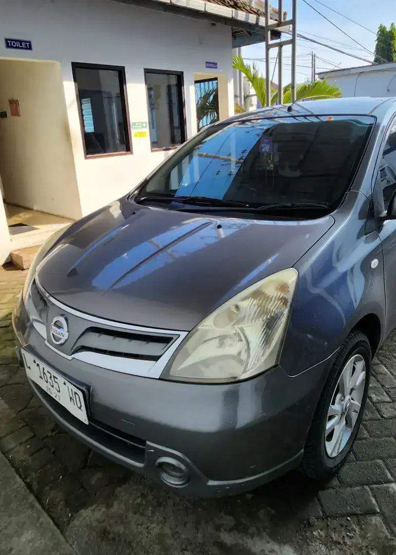 Dijual grand livina