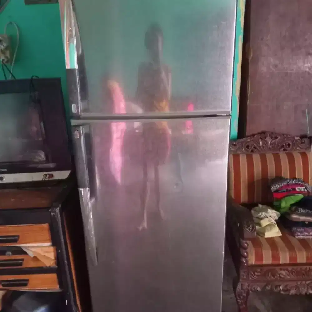 Perbaikan KULKAs dan jual'beli kulkas