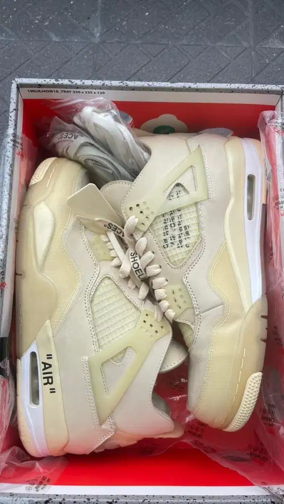 like new AJ 4 offwhite size 42