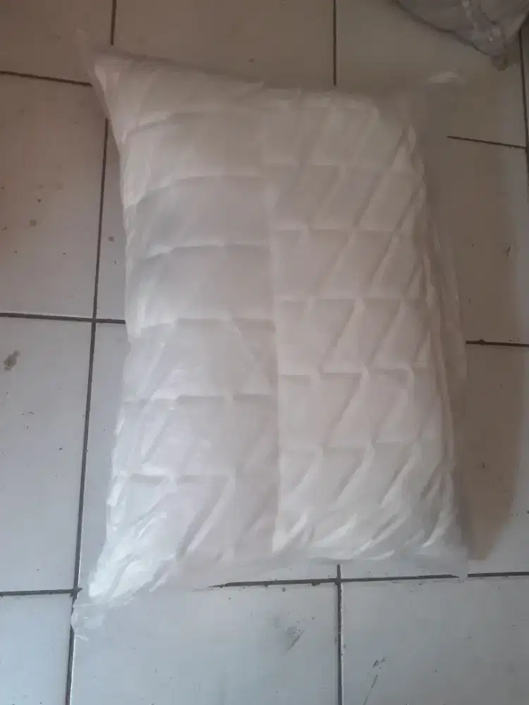 Bantal 1 set busa pelengkap kasur busa / springbed