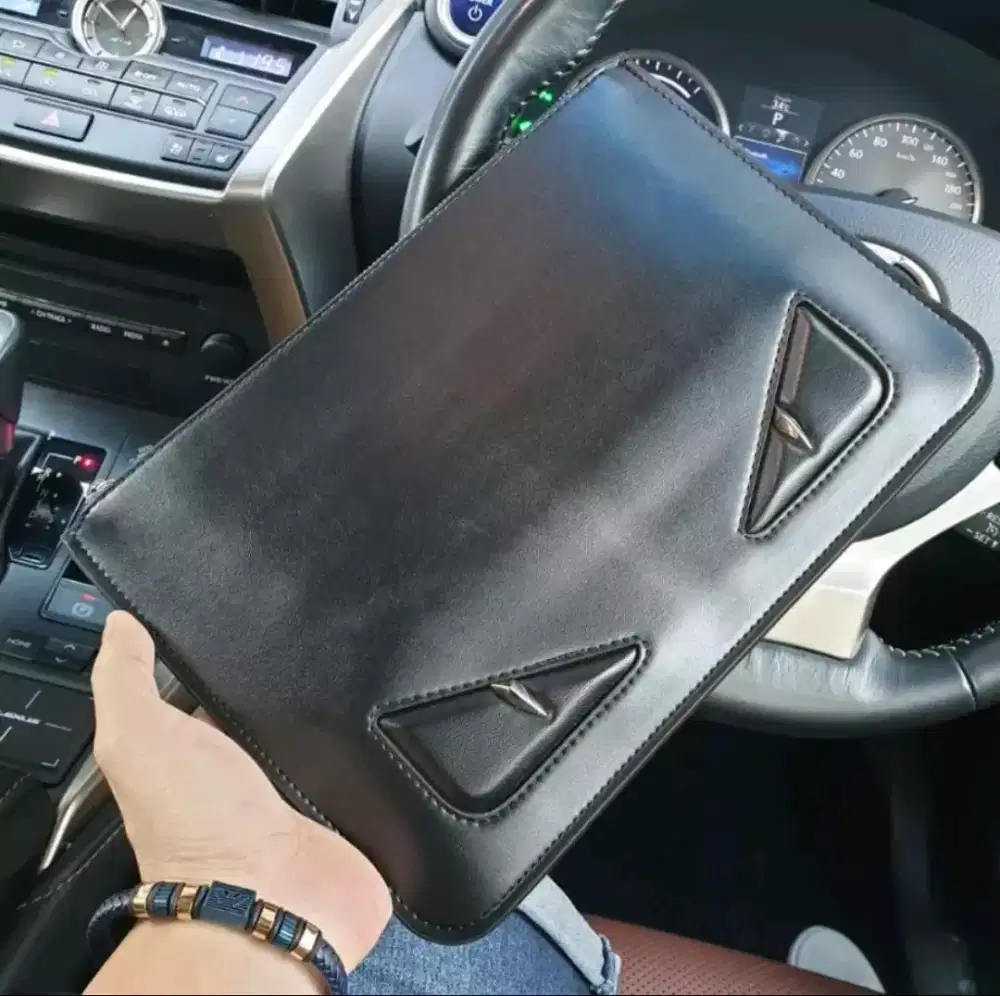 Clutch Fendi Black Eyes Monster Fendi Pouch Men Fullset Box