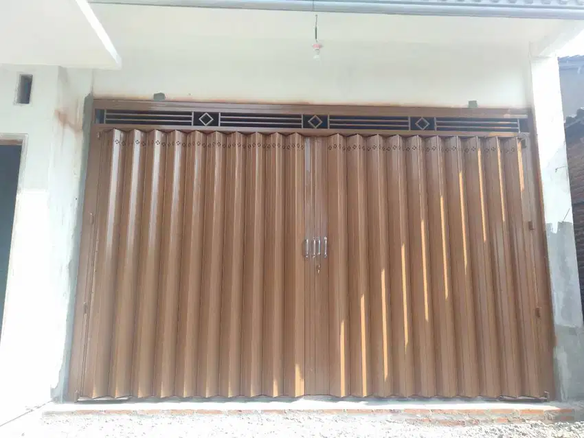 Pintu Harmonika dan Kanopi hollo Galvanis