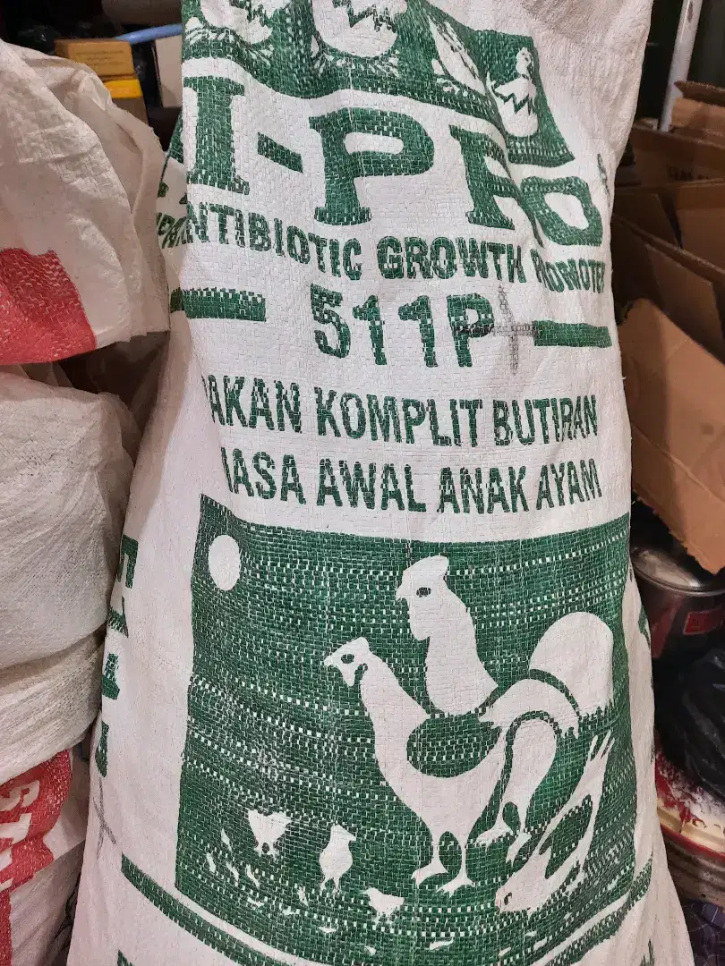 Karung bekas pakan ayam 50 kg