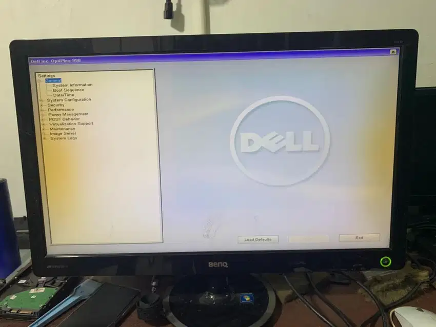 Menjual monitor Benq 24 inch minus layar dikit kuning