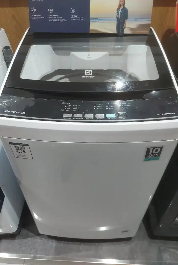 MESIN CUCI TOP LOADING ELECTROLUX EWT7078K6WA