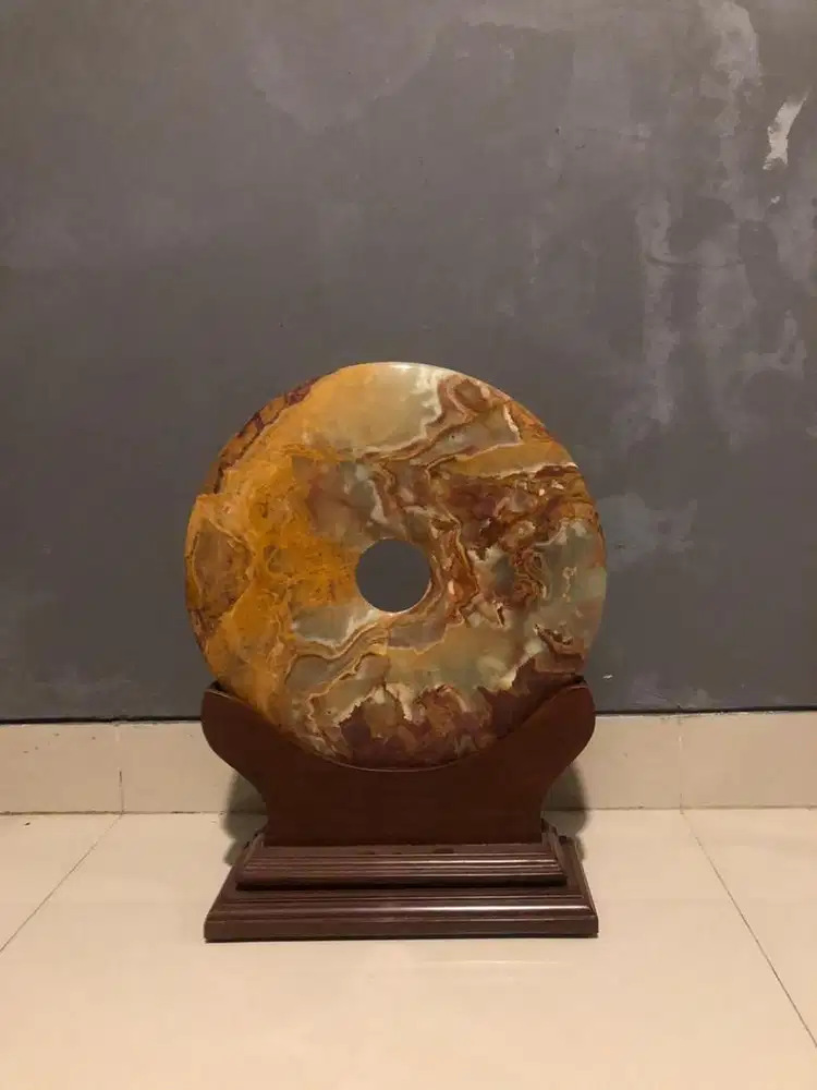 Pajangan batu marmer cakram india