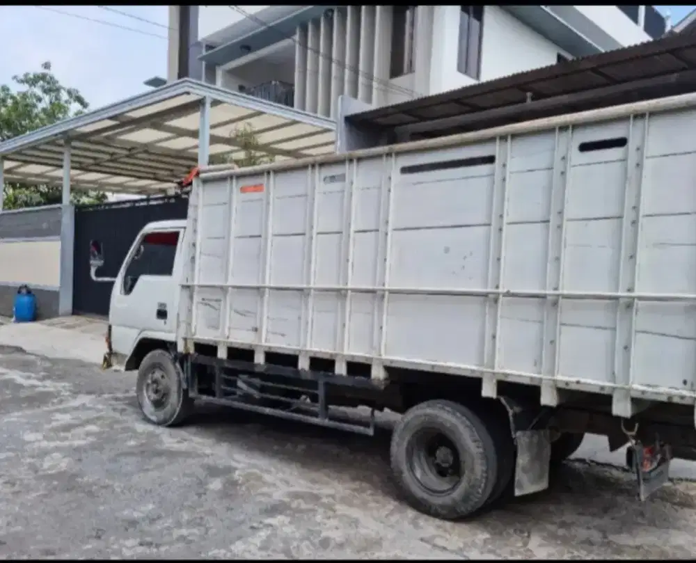 Dicari Supir SIM B1 + Helper