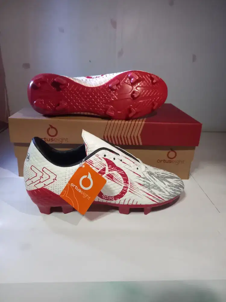 Sepatu Bola Anak Ourtusight White list Red Elegant
