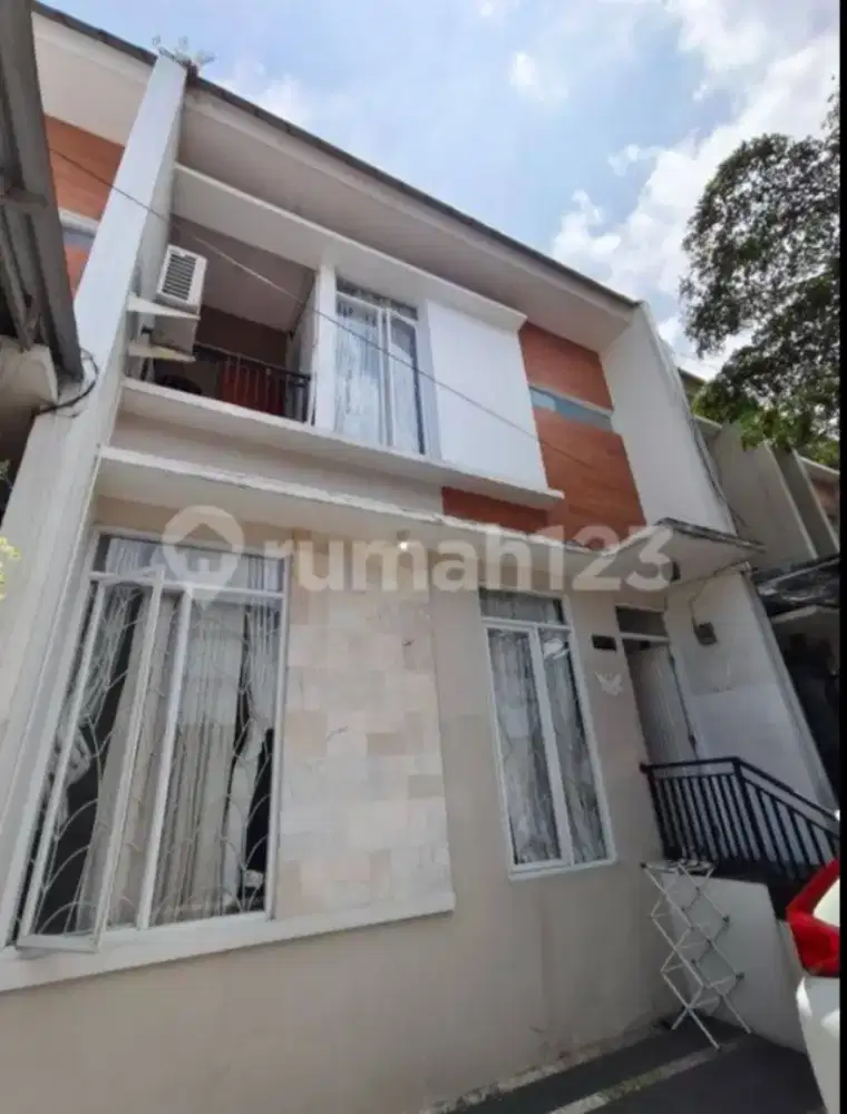 Rumah  sariwangi vilage turun harga tinggal bawa badan saja