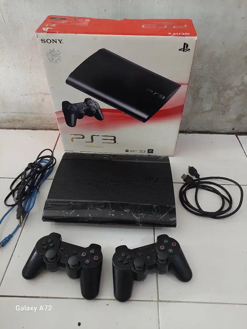 Bismillah jual ps 3 superslim 500 gb udah enten gim ny tinggal nggo