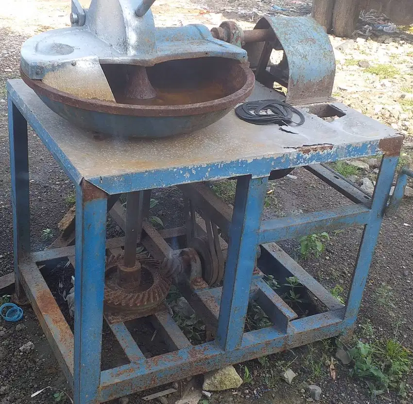 Mesin penggiling daging/bakso
