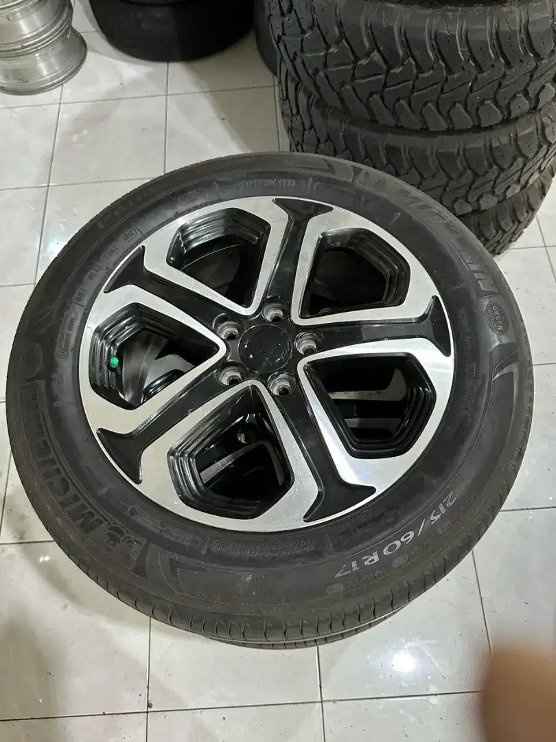 Velg ban ring 17 bekas HRV prestige istimewa