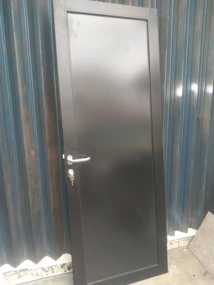 Pintu alumunium dobel panel uk 215cm x 85cm harga terpsg 2.300.000/pcs