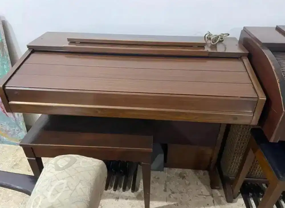 Yamaha organ dua tingkat