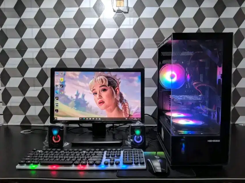 PC GAMING EDITING DESIGN I7 - 3770 FULLSET DAN BERGARANSI