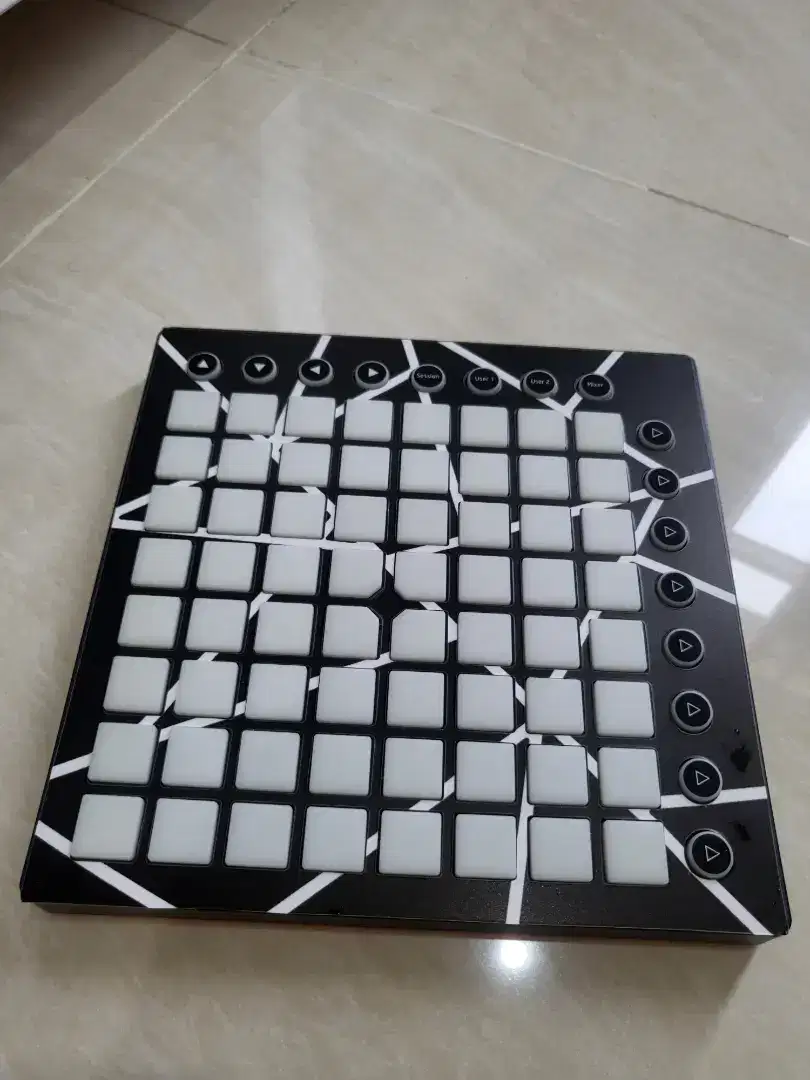 DIJUAL NOVATION LAUNCHPAD MK2 BEKAS