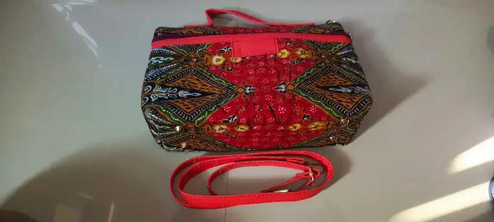 Jual tas bekas pakai