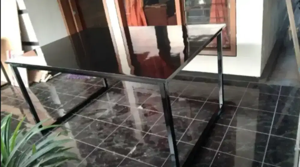 Meja kantor , meja meeting