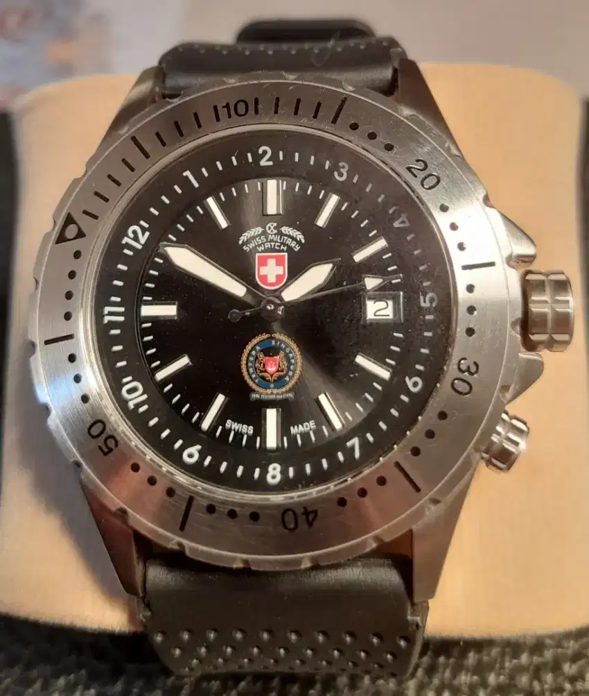 Jam SWISS MILITARY SAF quartz Swiss made Original