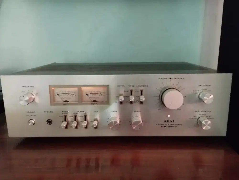 Ampli Akai AM-2600