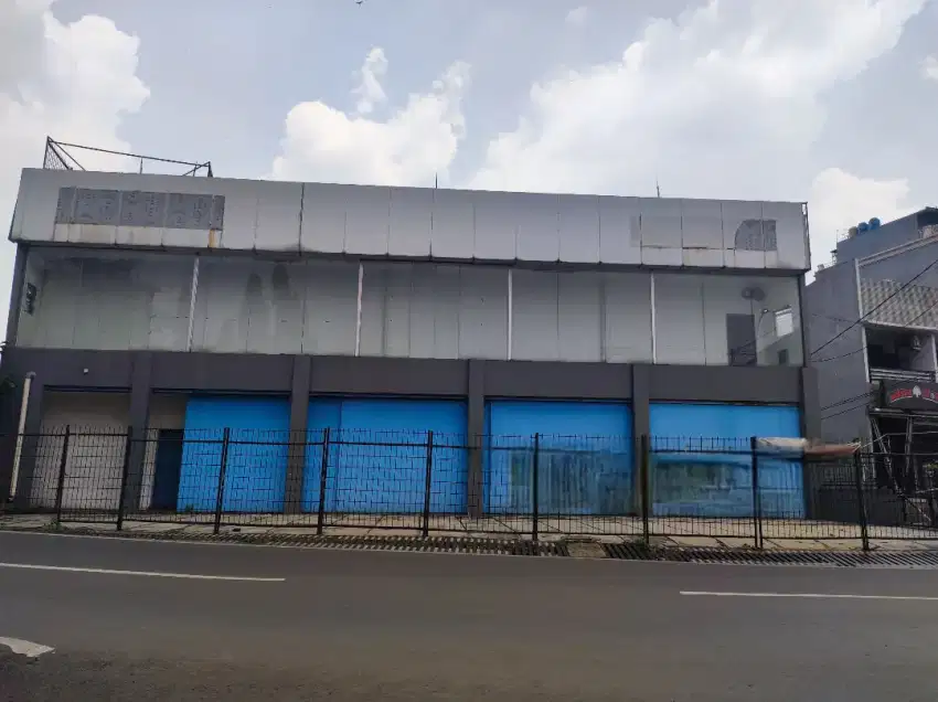 DISEWAKAN RUKO 3 LANTAI STRATEGIS SELANGKAH KE TOL MARGONDA RAYA