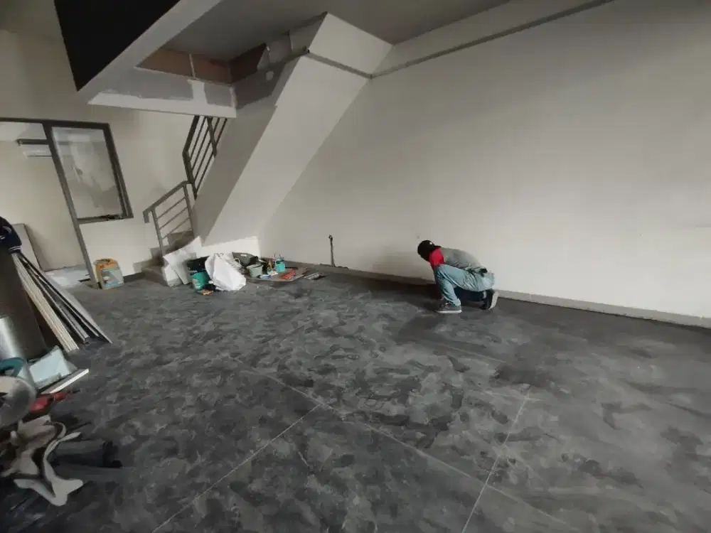 Furniture HPL dan Renovasi