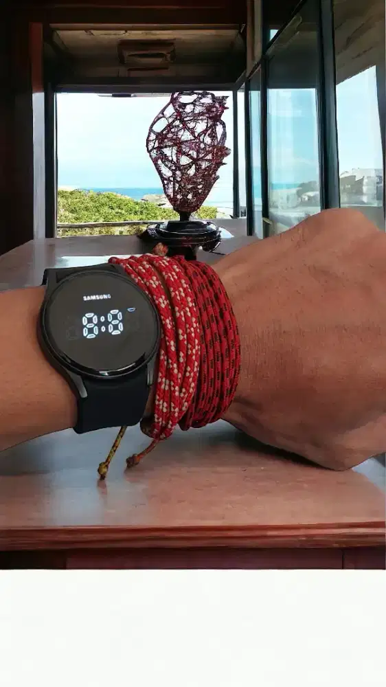 JAM TANGAN LIMITED EDITION