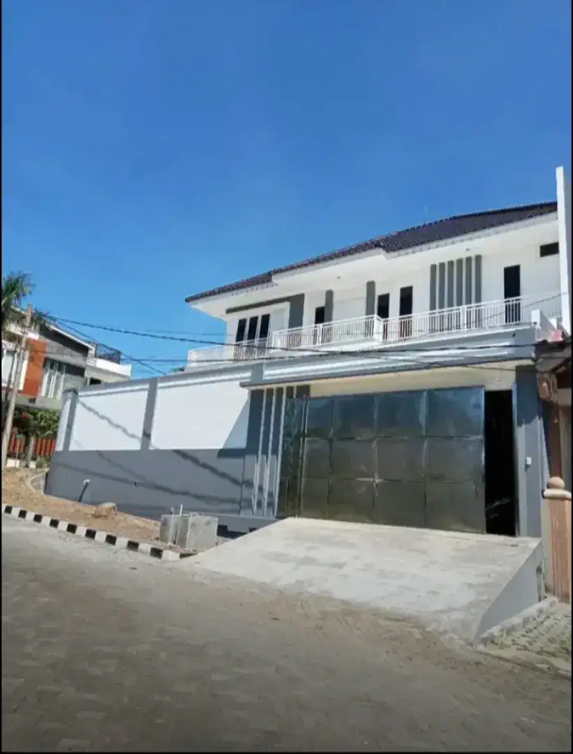 Langka !! Dijual Murah Rumah Baru Di Lokasi yg Sejuk Dan Strategis