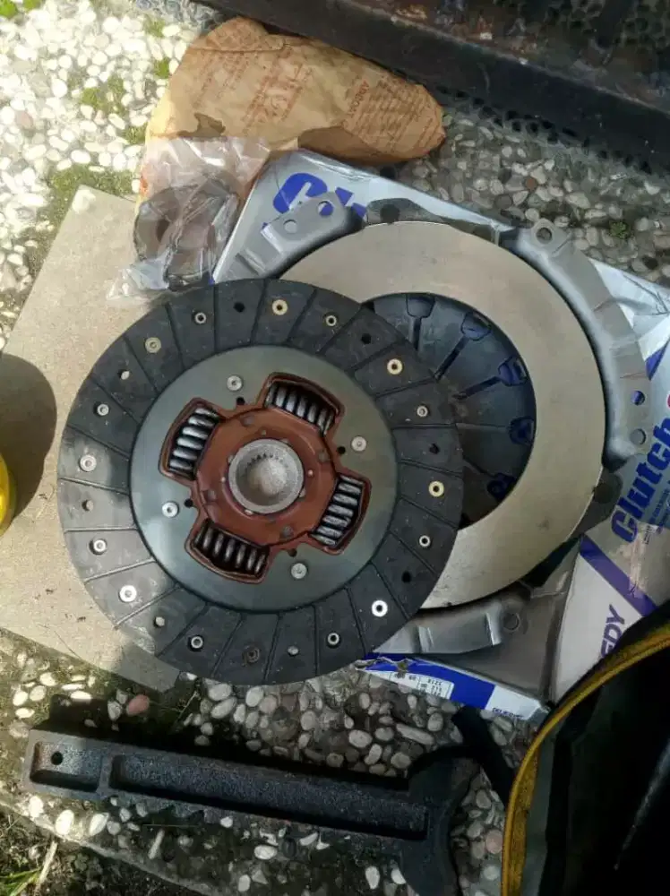 Kopling Mobil dan Pemasangan baru