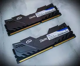 MEMORY Team DARK PC DDR3 KIT 8GB (2 x 4GB) PC3 - 2400 MHz