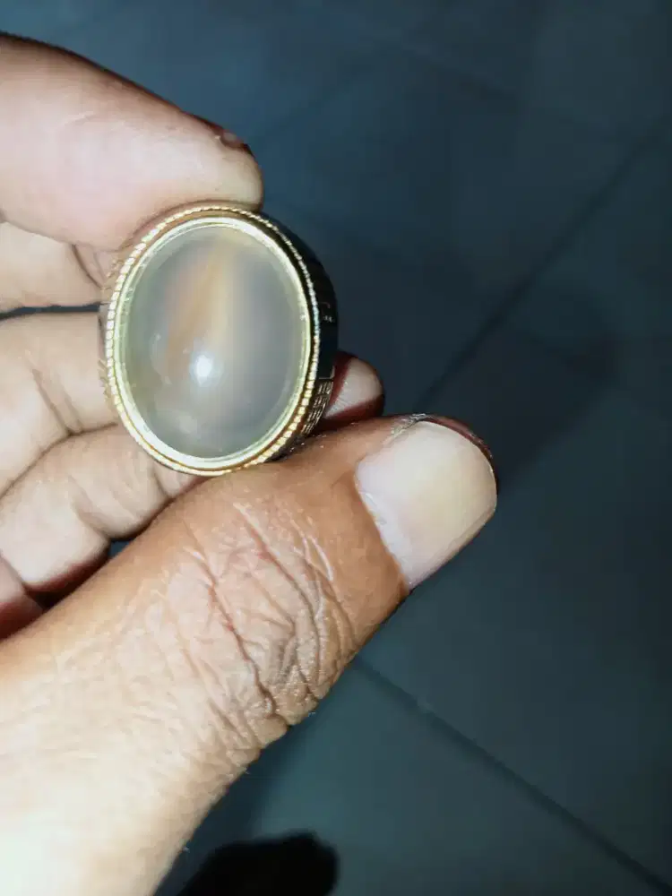 Batu akik anggur klasik