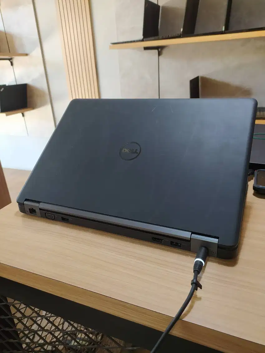 Laptop Second Murah Dell latitude Seken core i7 ram 8gb VGA NVIDIA