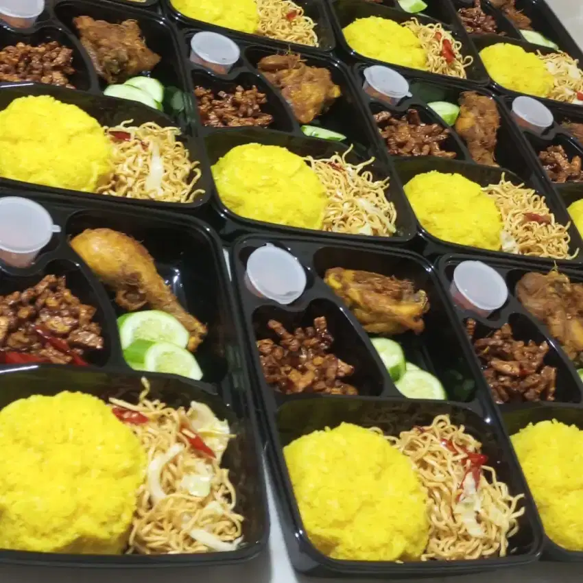Nasi Kuning enak dan lezat