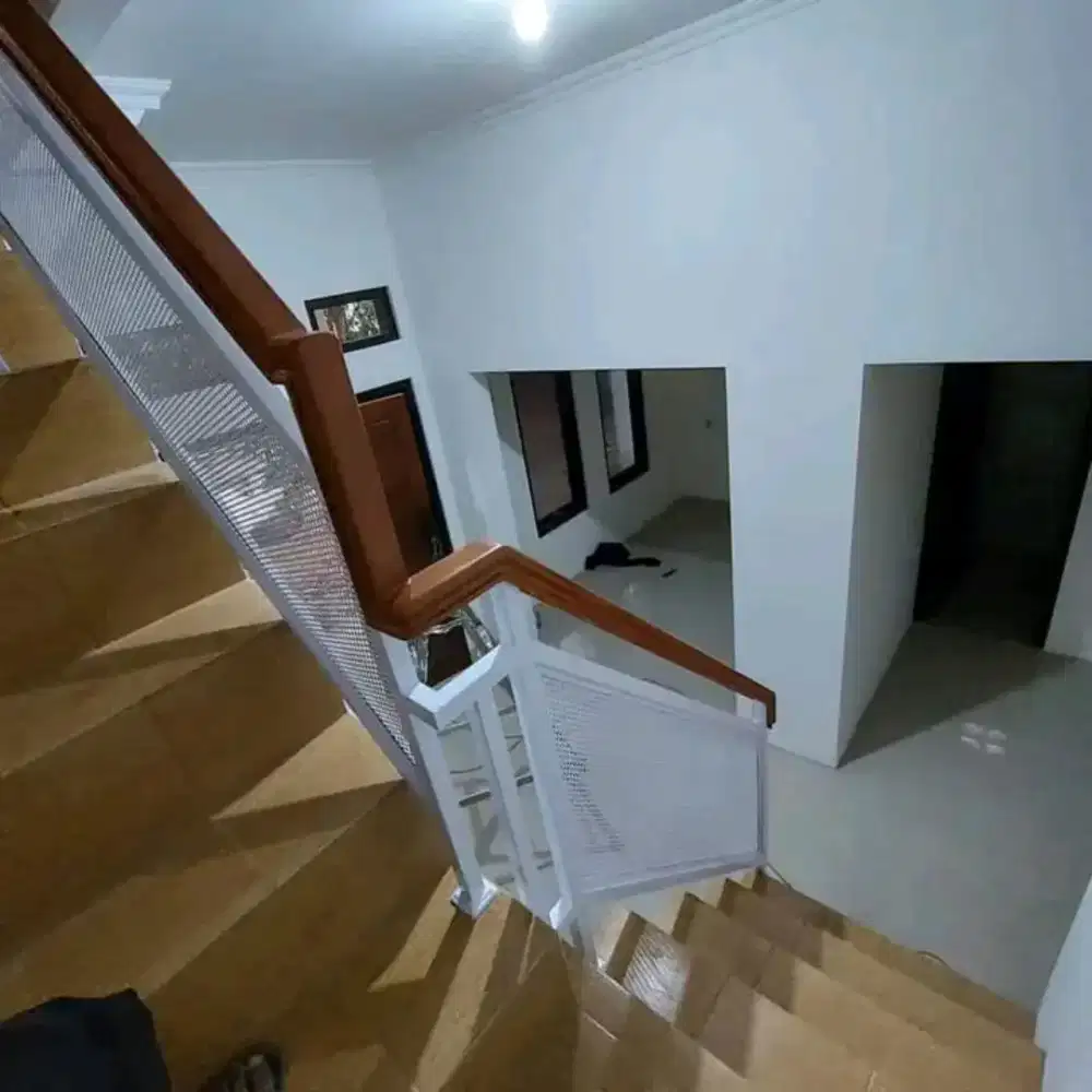 Reling tangga perporet