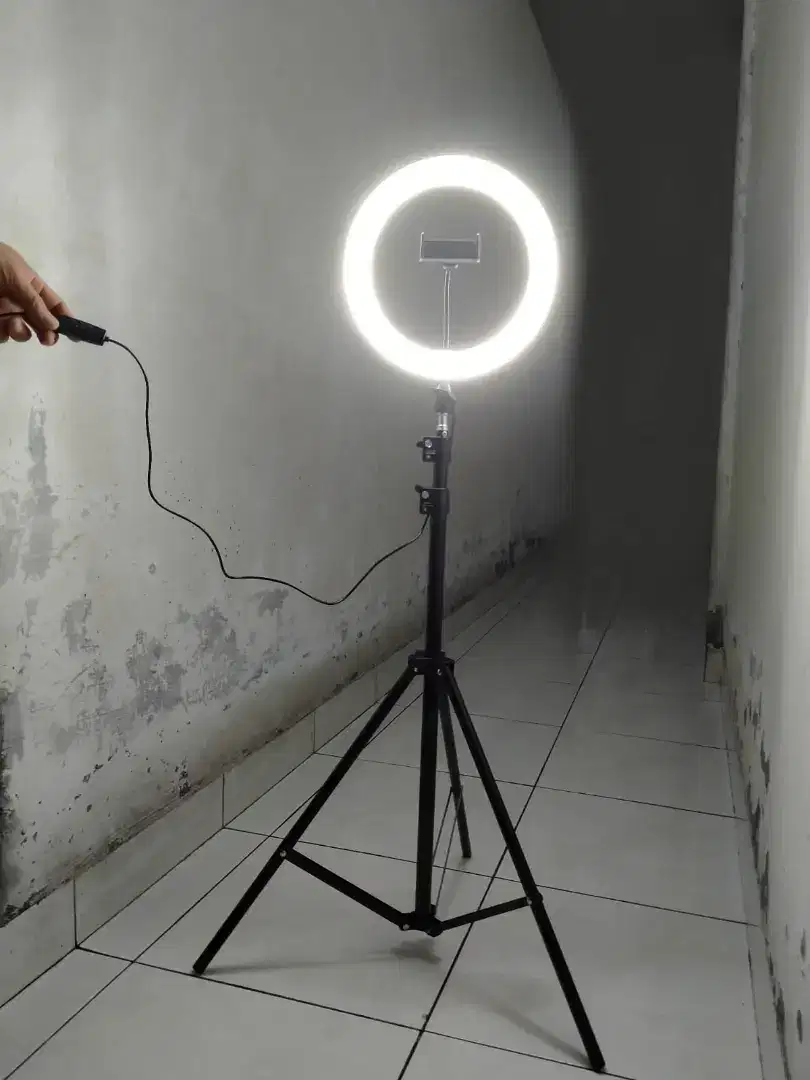 Tripod Selfie Ring 26 CM LED 3 Warna