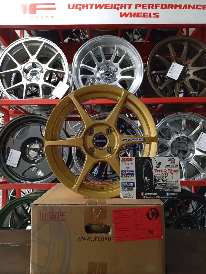 Velg buddyclub p1 r15 4x100 lbr6,5 et40/44