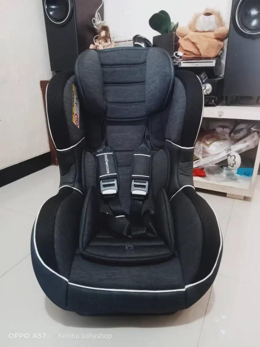 Carseat mothercare preloved