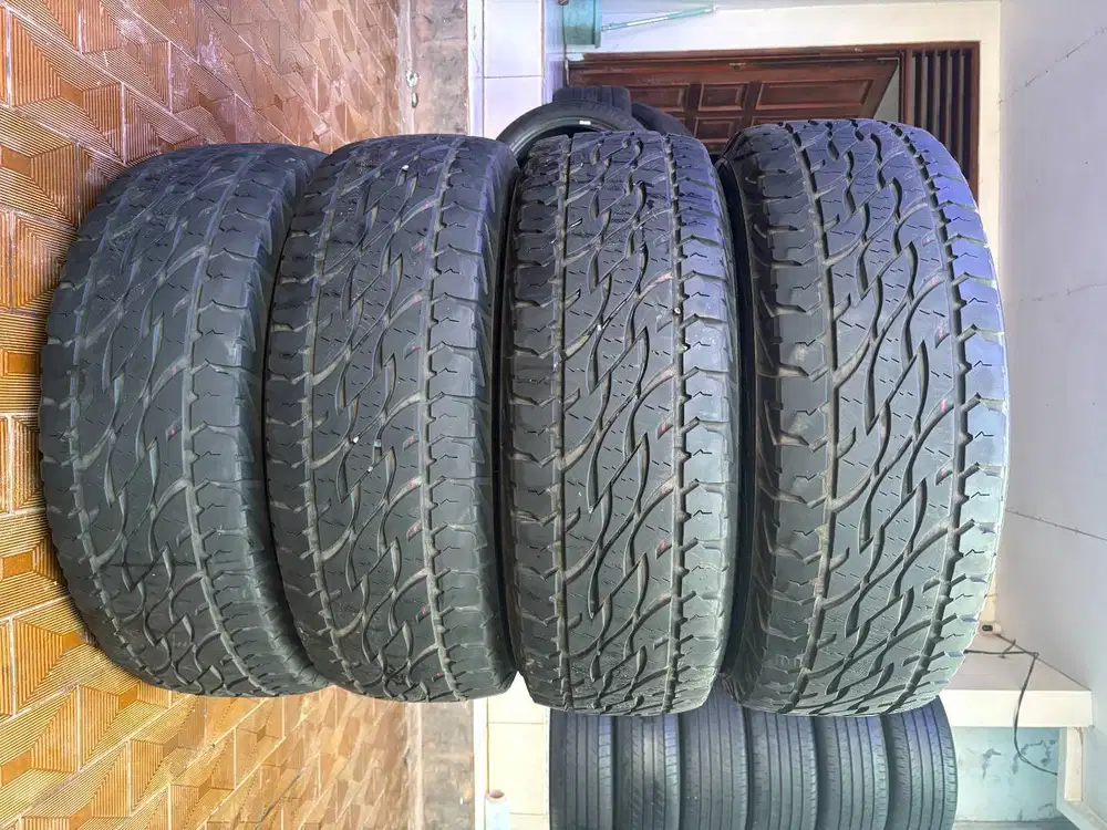 Ban Bridgestone Dueler A/T 265 70 r16 4pcs