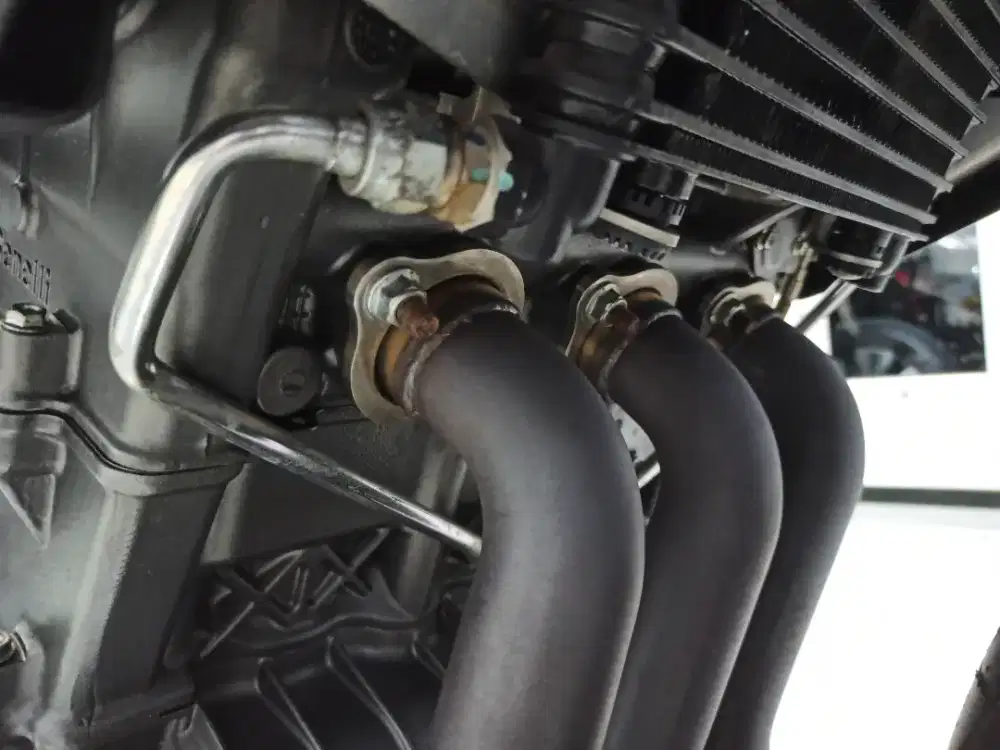 Benelli cafe racer 1130 (seri tertinggi Benelli)