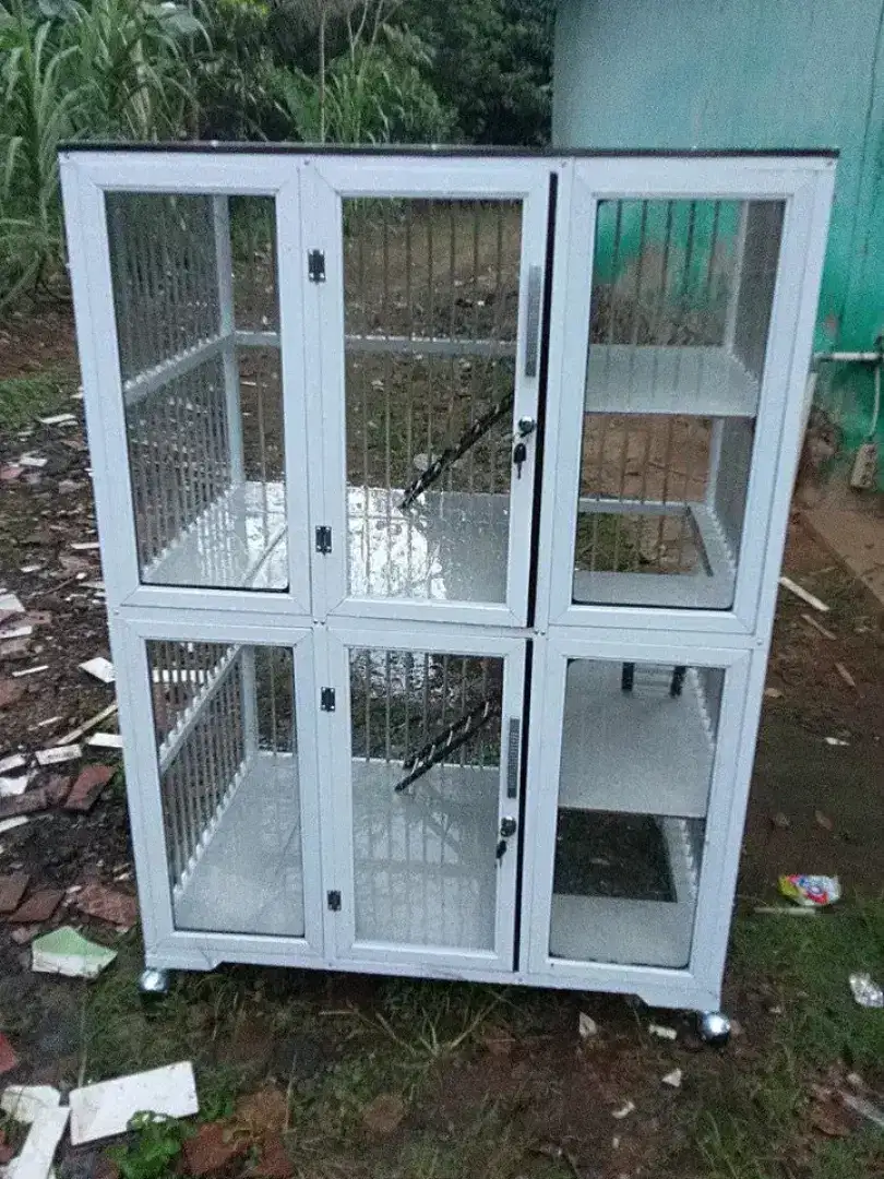 Kandang kucing alumunium