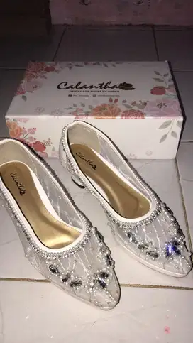 Sepatu pesta, baru 1 kali pemakaian