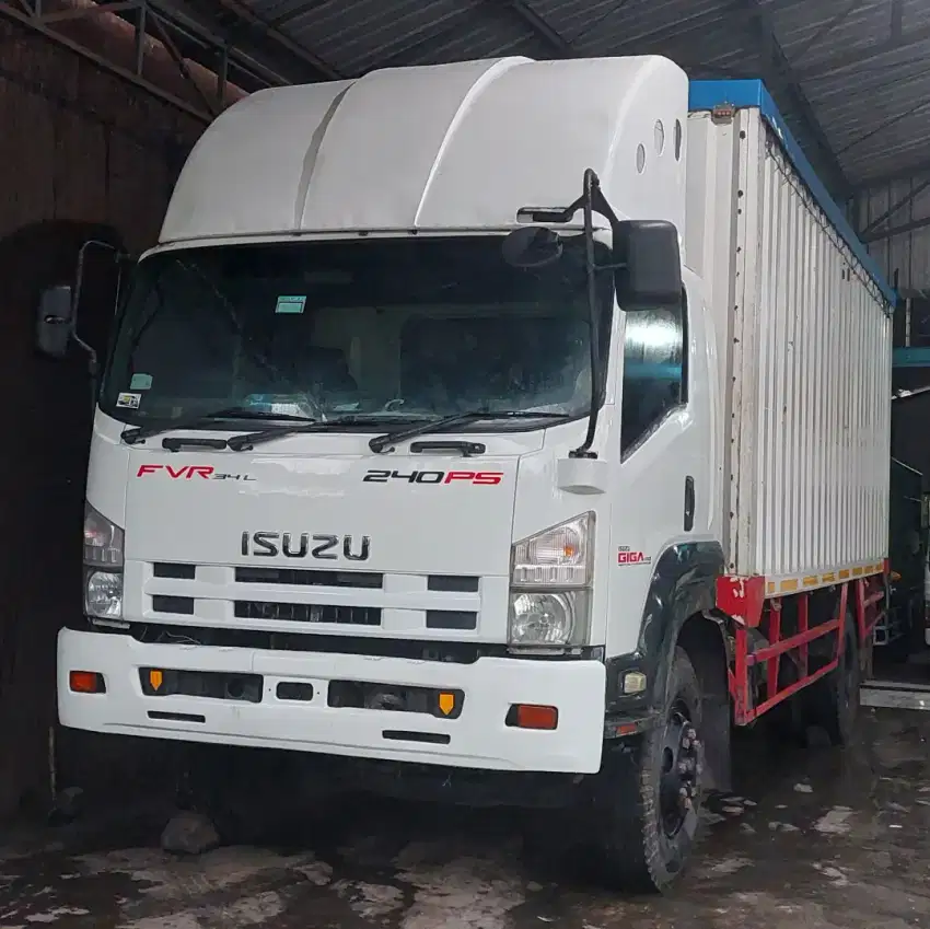 Giga Long 6 ban FVR 34P 240 PS Box Kontainer asli H super istimewa